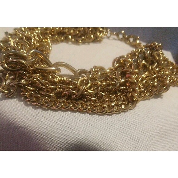 Gold Tone Bracelet 5 Different Kinds Of Multi-strand Chain Links Costume Jewelry - Picture 3 of 4